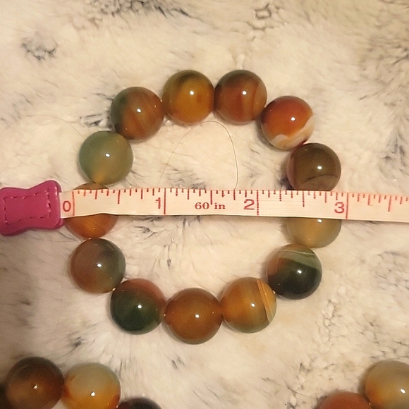 Bungle of 3 Agate Bracelets - Picture 3 of 3